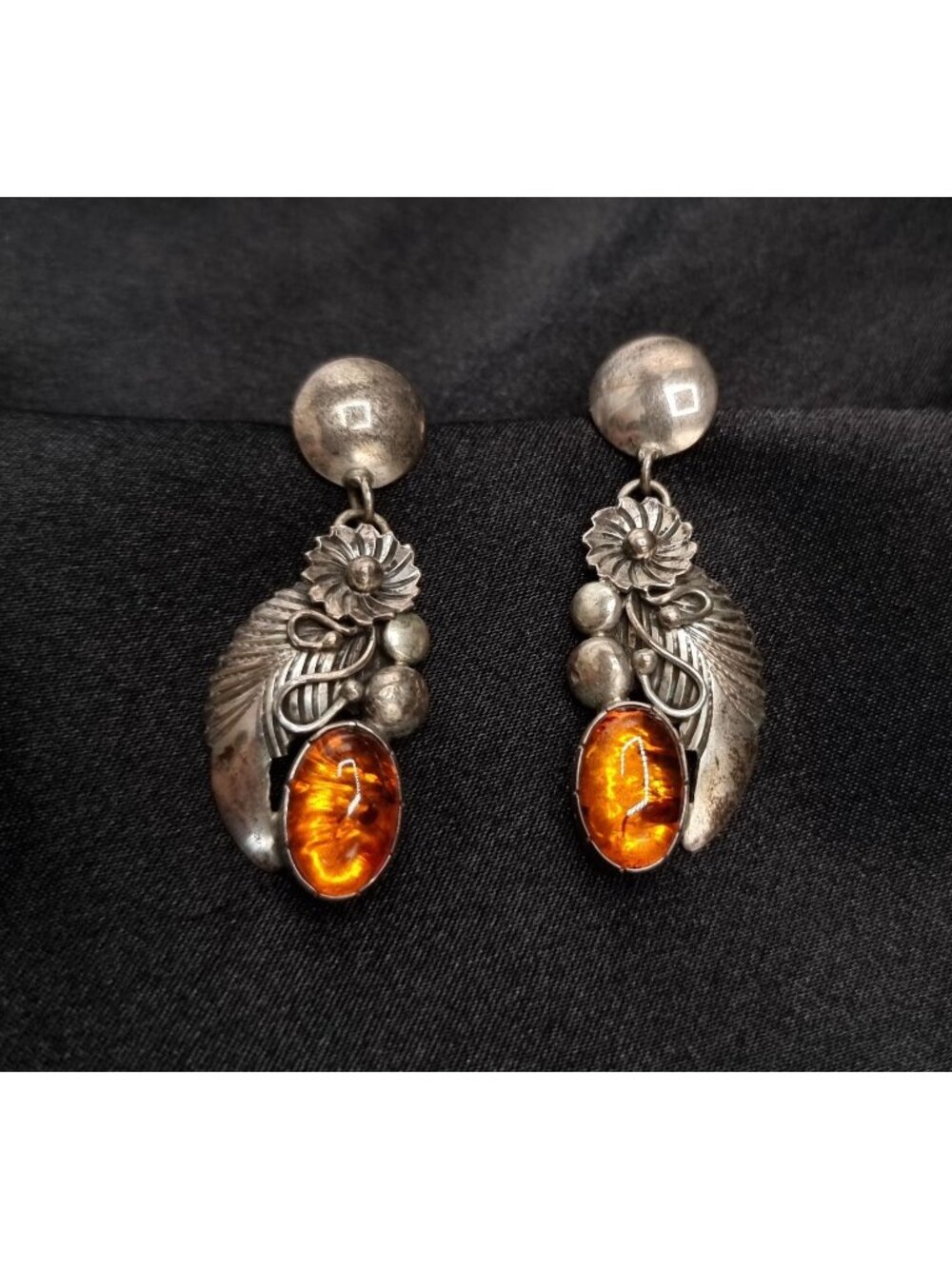 Vintage 925 Sterling Silver Amber Earrings